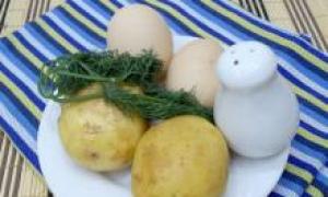 Särav munapuder kartuli ja juurviljadega Retsept munapuder kartuliga