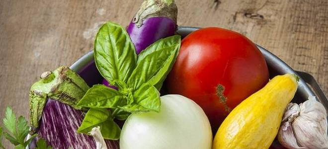 Ratatouille – was ist das, Schritt-für-Schritt-Rezepte für die Zubereitung von Gemüse zu Hause mit Fotos