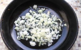 Лазанья рецепт с грибами и фаршем Лазанья с фаршем и грибами в домашних